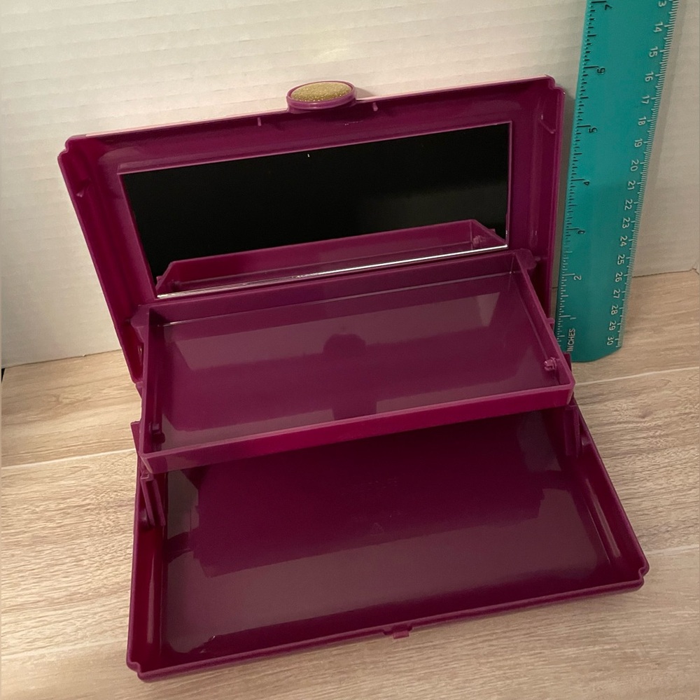 Caboodles Take it Touch Up Tote- Maroon & Gold Accent NWT - Picture 5 of 10